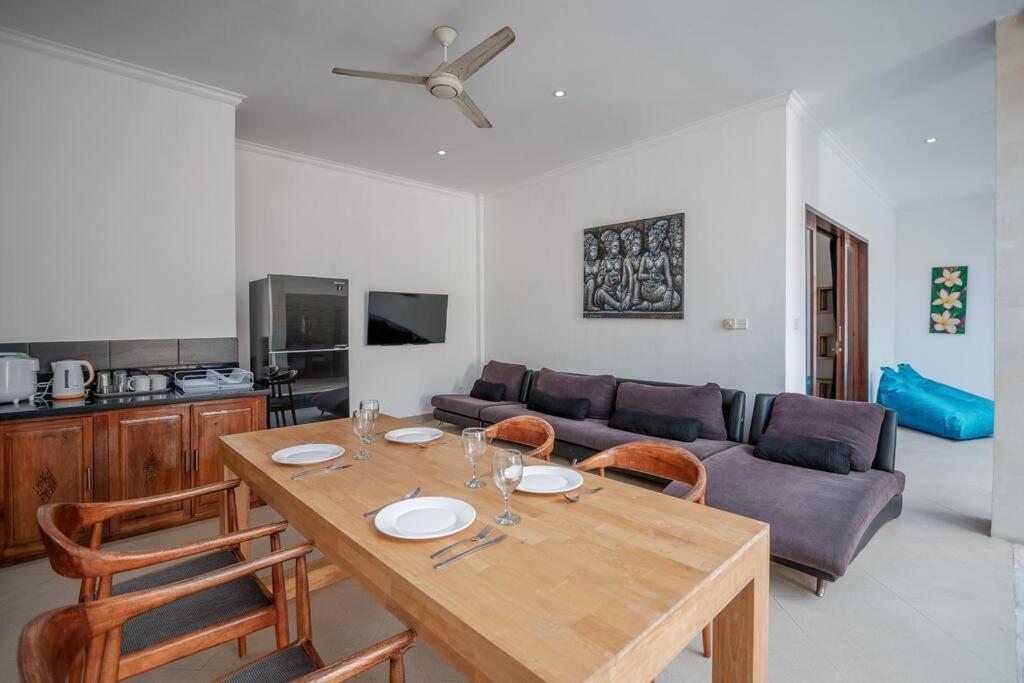 Villa Silver Moon - Fantastic 4br In Location Seminyak (Bali)