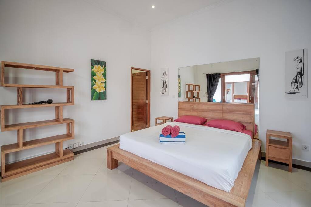 Silver Moon - Fantastic 4br In Location Villa *