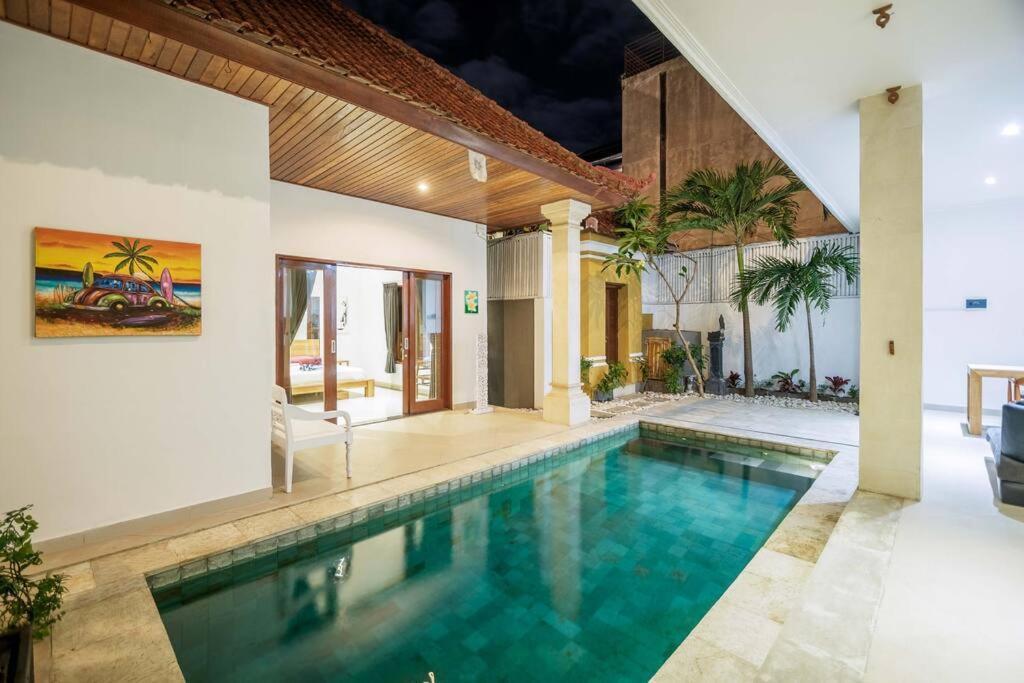 Silver Moon - Fantastic 4br In Location * Seminyak (Bali)