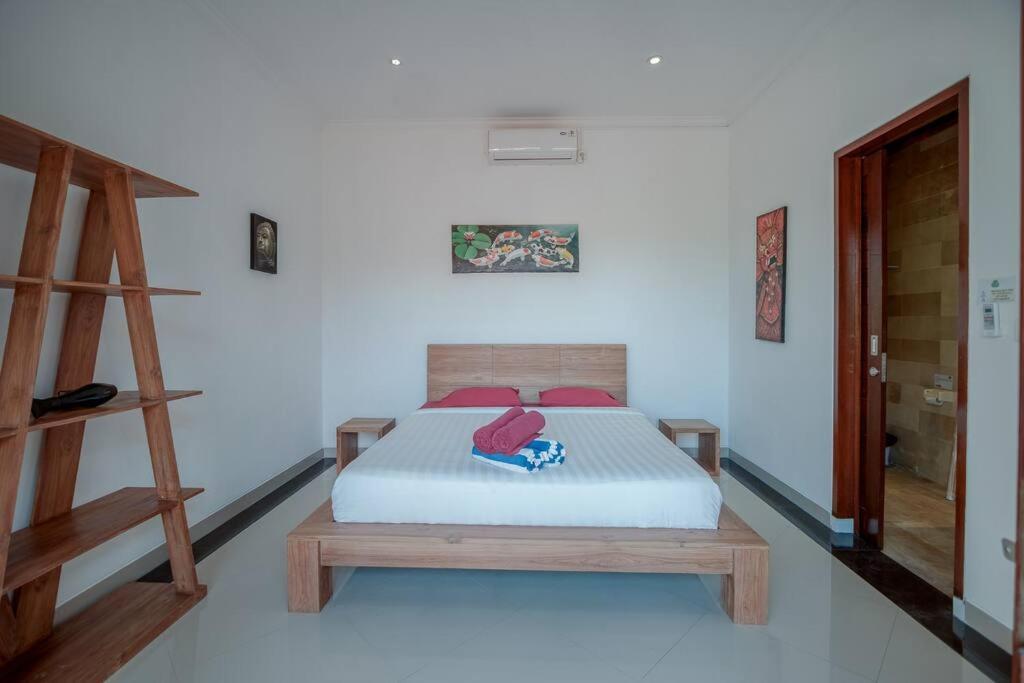 Silver Moon - Fantastic 4br In Location