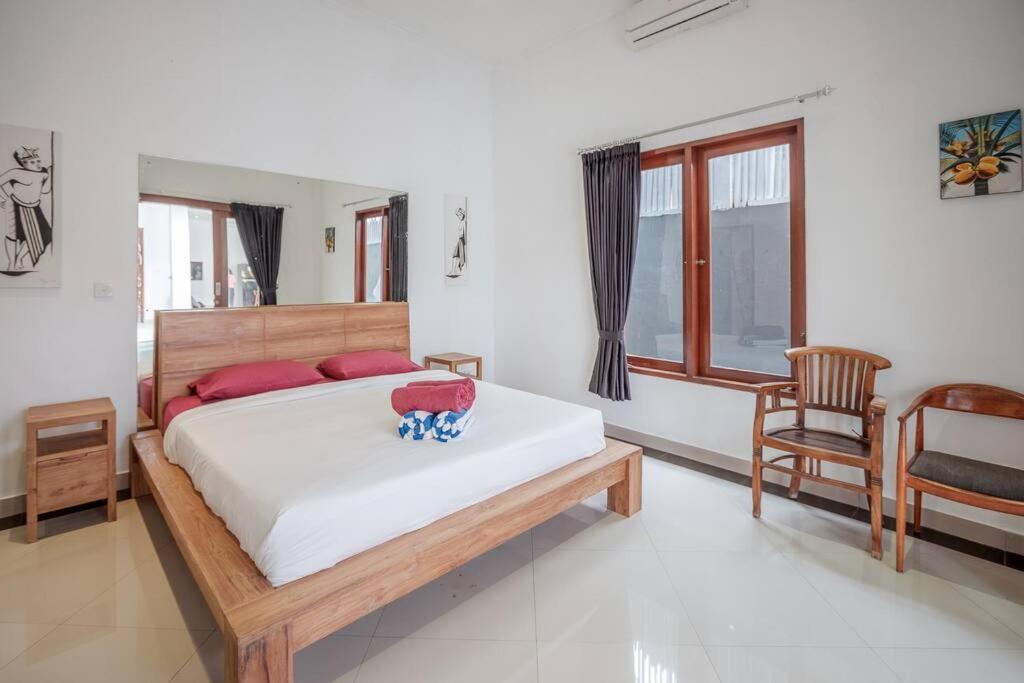 Silver Moon - Fantastic 4br In Location Villa Seminyak (Bali)